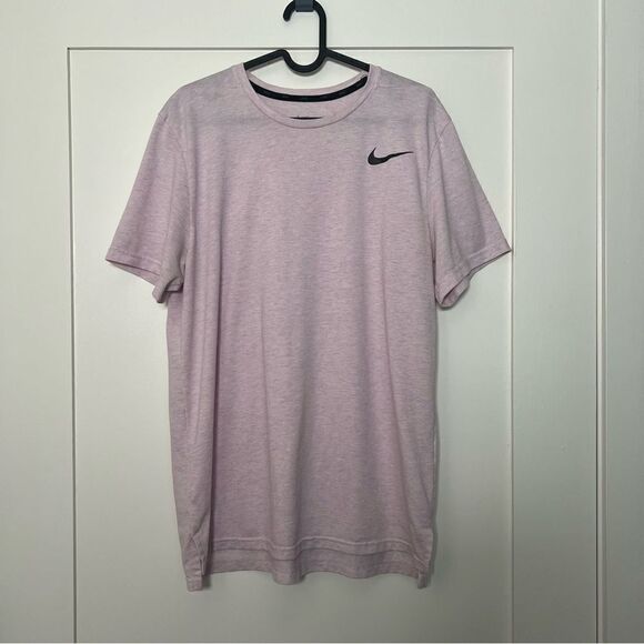 Nike Mens T Shirt Large Pink Lavender Dri Fit Crewneck Logo Activewear Sport - Picture 1 of 8